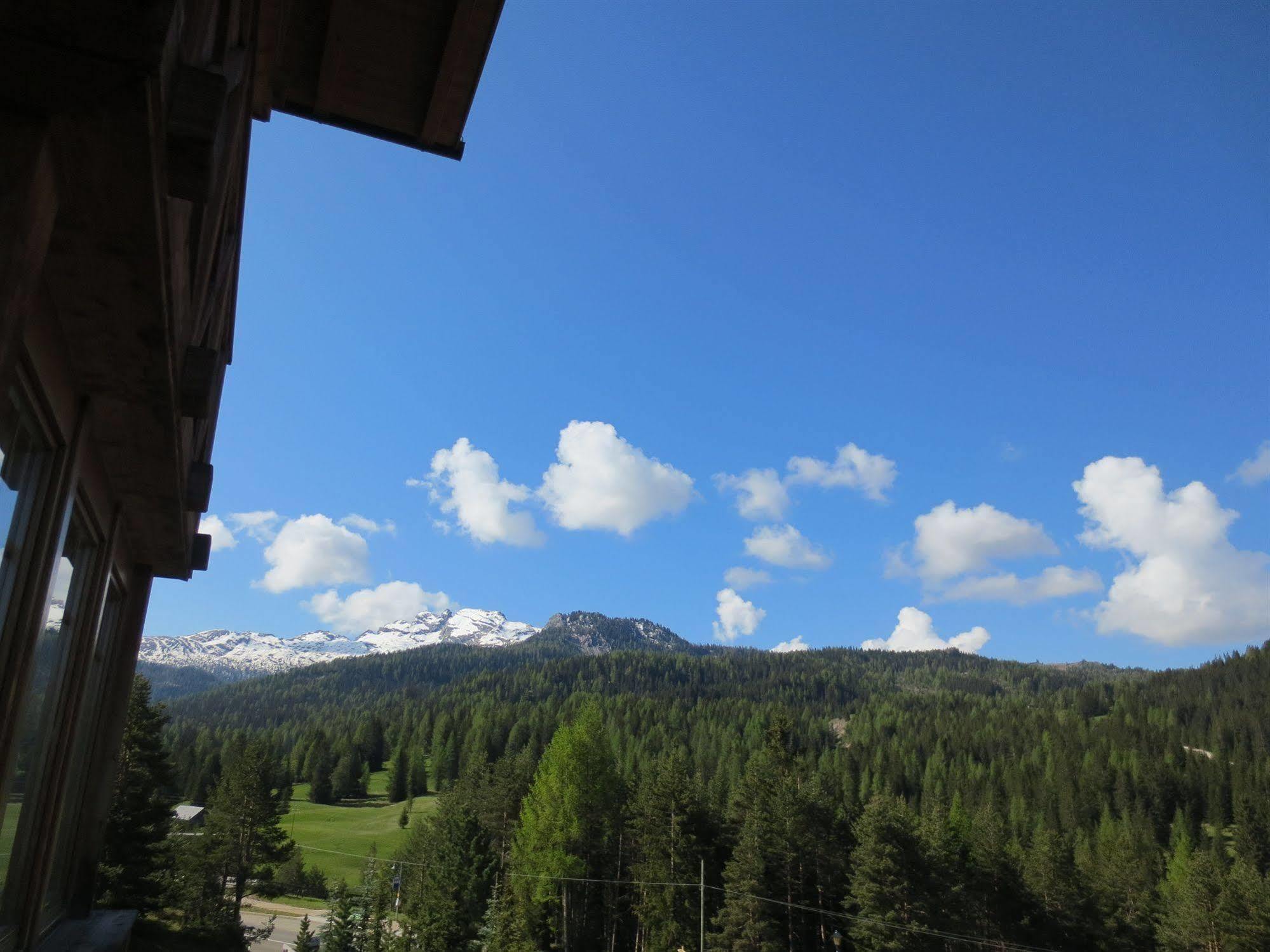 Ciasa Ai Pini 3* San Cassiano (Badia)